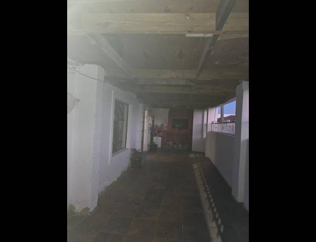 12 BEDROOM HOUSE FOR SALE IN GUGULETU